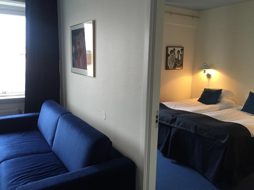 Hotell Hulingen Hultsfred Exteriér fotografie