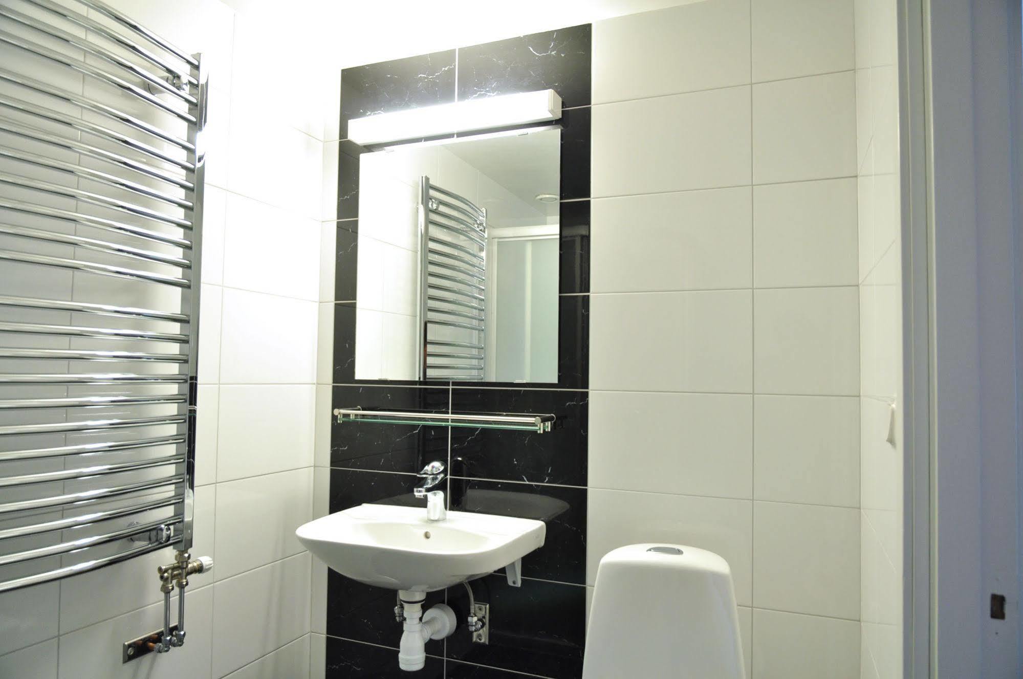 Hotell Hulingen Hultsfred Exteriér fotografie